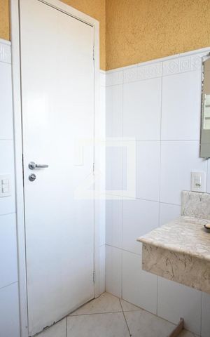 Apartamento para alugar com 57m², 2 quartos e 1 vagaBanheiro