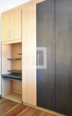 Apartamento para alugar com 57m², 2 quartos e 1 vagaQuarto 1 - Armários