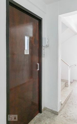 Apartamento à venda com 67m², 2 quartos e 1 vaga Apartamento à venda com 67m², 2 quartos e 1 vagaElevador