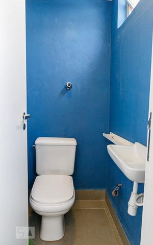 Apartamento à venda com 67m², 2 quartos e 1 vaga Apartamento à venda com 67m², 2 quartos e 1 vagaBanheiro de Serviço