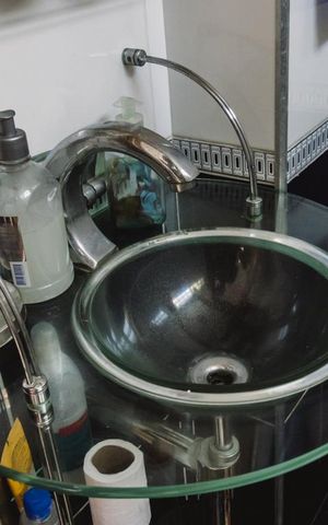 Casa à venda com 150m², 2 quartos e 1 vaga Casa à venda com 150m², 2 quartos e 1 vagaBanheiro 1 Pia