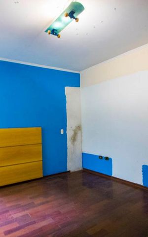 Casa à venda com 245m², 4 quartos e 2 vagas Casa à venda com 245m², 4 quartos e 2 vagasQuarto 3