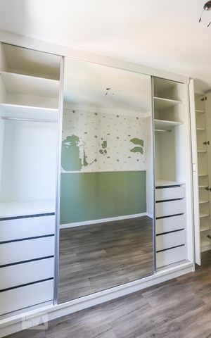 Apartamento para alugar com 72m², 3 quartos e 1 vaga Apartamento para alugar com 72m², 3 quartos e 1 vagaQuarto 1 Armario