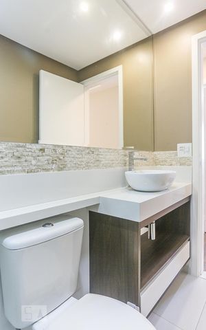 Apartamento para alugar com 72m², 3 quartos e 1 vaga Apartamento para alugar com 72m², 3 quartos e 1 vagaBanheiro
