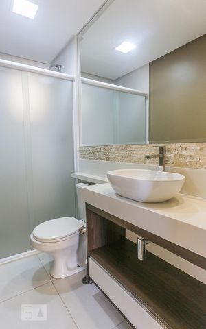 Apartamento para alugar com 72m², 3 quartos e 1 vaga Apartamento para alugar com 72m², 3 quartos e 1 vagaBanheiro