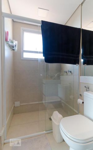 Apartamento à venda com 90m², 2 quartos e 2 vagas Apartamento à venda com 90m², 2 quartos e 2 vagasBanheiro da Suíte 01