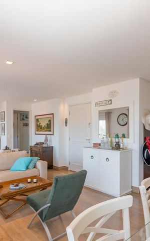 Apartamento à venda com 156m², 3 quartos e 3 vagas Apartamento à venda com 156m², 3 quartos e 3 vagasSala