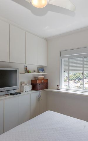 Apartamento à venda com 156m², 3 quartos e 3 vagas Apartamento à venda com 156m², 3 quartos e 3 vagasSuíte 1
