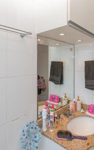 Apartamento à venda com 156m², 3 quartos e 3 vagas Apartamento à venda com 156m², 3 quartos e 3 vagasBanheiro da Suíte 3