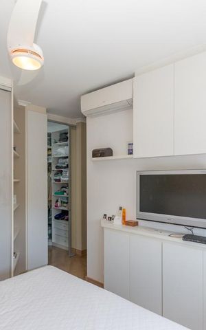 Apartamento à venda com 156m², 3 quartos e 3 vagas Apartamento à venda com 156m², 3 quartos e 3 vagasSuíte 1