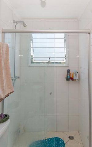 Apartamento à venda com 156m², 3 quartos e 3 vagas Apartamento à venda com 156m², 3 quartos e 3 vagasBanheiro da Suíte 2