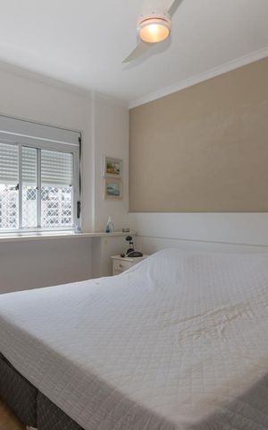Apartamento à venda com 156m², 3 quartos e 3 vagas Apartamento à venda com 156m², 3 quartos e 3 vagasSuíte 1