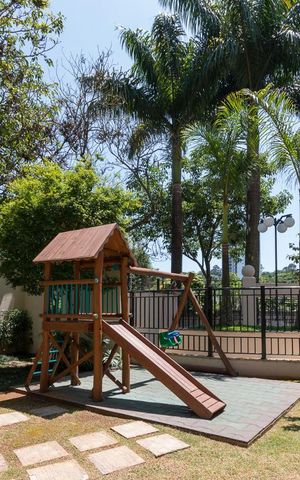 Apartamento à venda com 156m², 3 quartos e 3 vagas Apartamento à venda com 156m², 3 quartos e 3 vagasPlayground