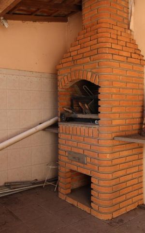 Casa à venda com 750m², 5 quartos e 4 vagasChurrasqueira