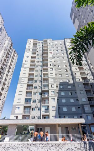 Apartamento à venda com 47m², 2 quartos e 1 vaga Apartamento à venda com 47m², 2 quartos e 1 vagaFachada