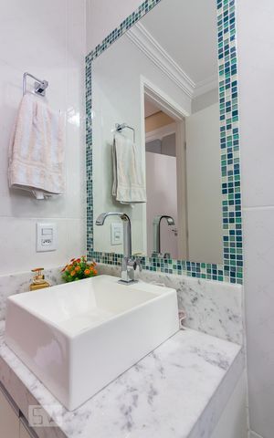 Apartamento à venda com 47m², 2 quartos e 1 vaga Apartamento à venda com 47m², 2 quartos e 1 vagaBanheiro