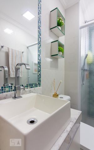 Apartamento à venda com 47m², 2 quartos e 1 vaga Apartamento à venda com 47m², 2 quartos e 1 vagaBanheiro