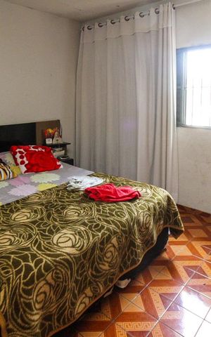 Casa à venda com 150m², 3 quartos e 4 vagas Casa à venda com 150m², 3 quartos e 4 vagasBanheiro