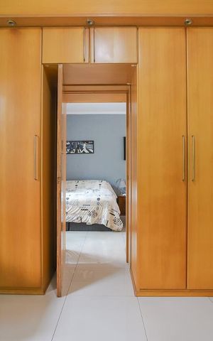 Casa à venda com 600m², 4 quartos e 3 vagas Casa à venda com 600m², 4 quartos e 3 vagasCloset da suíte 1