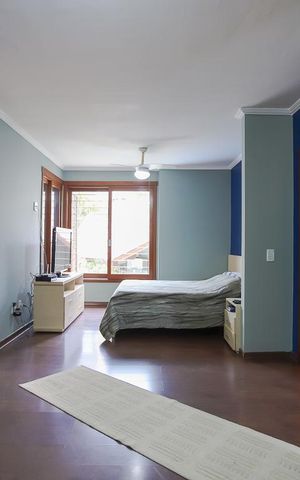 Casa à venda com 600m², 4 quartos e 3 vagas Casa à venda com 600m², 4 quartos e 3 vagasSuíte 2