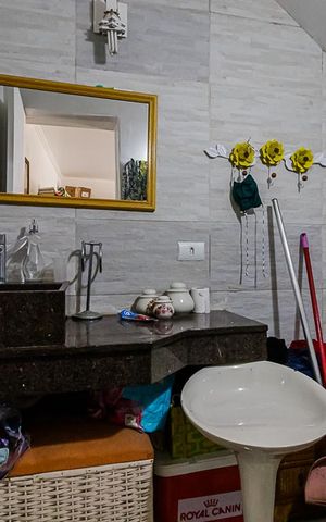 Casa à venda com 225m², 3 quartos e 2 vagas Casa à venda com 225m², 3 quartos e 2 vagasBanheiro do Salão