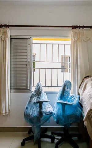 Casa à venda com 225m², 3 quartos e 2 vagas Casa à venda com 225m², 3 quartos e 2 vagasSala Íntima