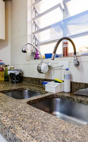Casa à venda com 225m², 3 quartos e 2 vagas Casa à venda com 225m², 3 quartos e 2 vagasCozinha