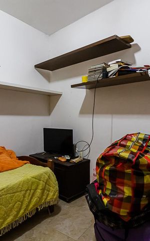 Casa à venda com 225m², 3 quartos e 2 vagas Casa à venda com 225m², 3 quartos e 2 vagasQuarto de Serviço