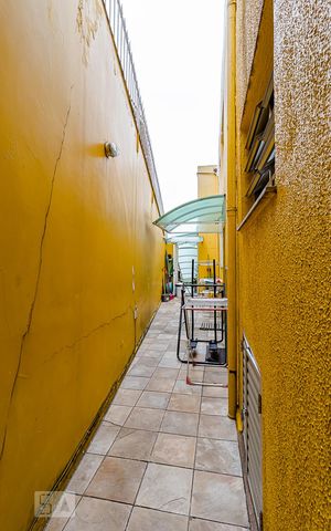 Casa à venda com 225m², 3 quartos e 2 vagas Casa à venda com 225m², 3 quartos e 2 vagasQuintal