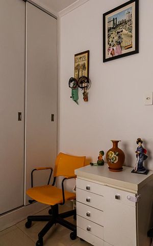 Casa à venda com 225m², 3 quartos e 2 vagas Casa à venda com 225m², 3 quartos e 2 vagasQuarto 2