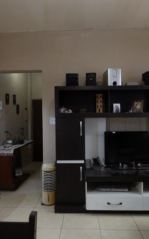 Apartamento à venda com 92m², 2 quartos e sem vaga Apartamento à venda com 92m², 2 quartos e sem vagaSala
