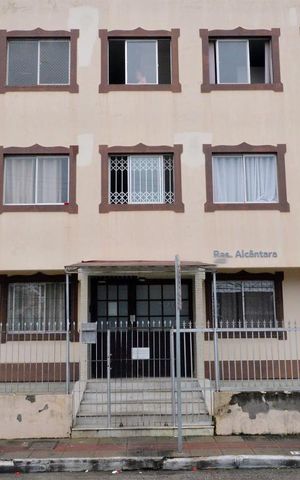 Studio para alugar com 30m², 1 quarto e 1 vaga Studio para alugar com 30m², 1 quarto e 1 vagaFachada
