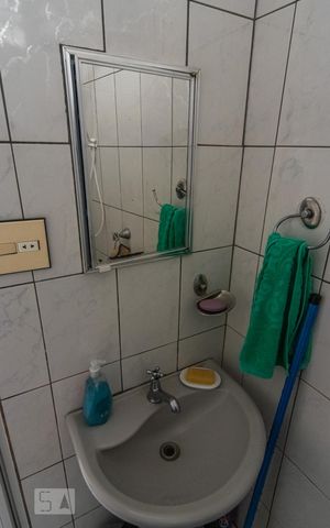 Apartamento à venda com 80m², 3 quartos e sem vagaBanheiro
