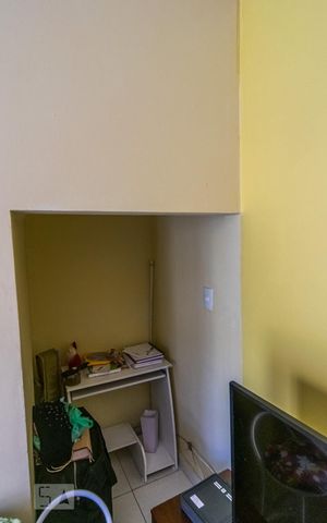 Apartamento à venda com 80m², 3 quartos e sem vagaSala