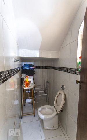Casa à venda com 260m², 4 quartos e 4 vagasLavabo Cômodo 2