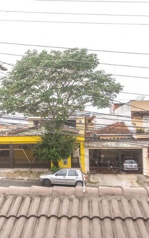 Casa à venda com 260m², 4 quartos e 4 vagasVista quarto 1