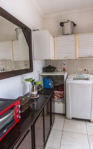 Casa à venda com 260m², 4 quartos e 4 vagasÁrea de serviço