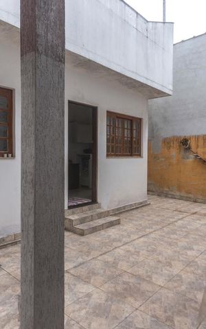 Casa à venda com 260m², 4 quartos e 4 vagasQuintal