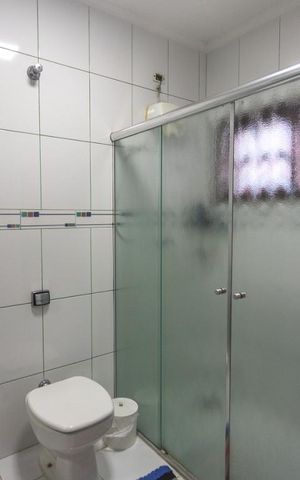 Casa à venda com 260m², 4 quartos e 4 vagasBanheiro