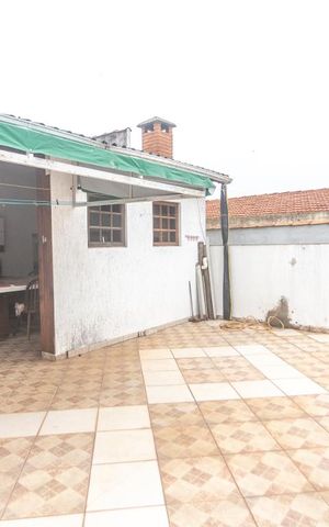 Casa à venda com 260m², 4 quartos e 4 vagasQuintal
