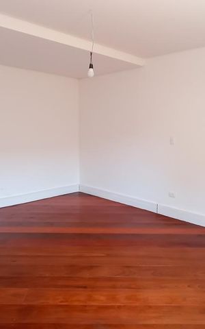 Casa de condomínio à venda com 488m², 4 quartos e 5 vagas Casa de condomínio à venda com 488m², 4 quartos e 5 vagasSuíte 3
