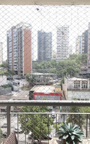 Apartamento para alugar com 73m², 3 quartos e 2 vagasVista da varanda