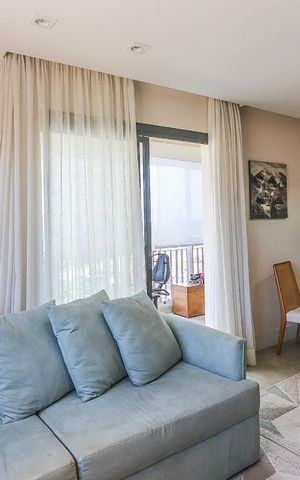 Apartamento à venda com 130m², 2 quartos e 3 vagas Apartamento à venda com 130m², 2 quartos e 3 vagasSala de Estar