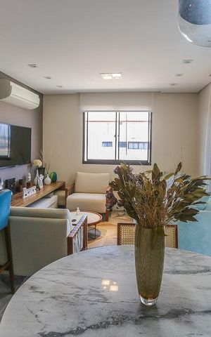 Apartamento à venda com 130m², 2 quartos e 3 vagas Apartamento à venda com 130m², 2 quartos e 3 vagasSala de Estar