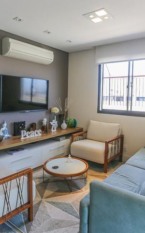 Apartamento à venda com 130m², 2 quartos e 3 vagas Apartamento à venda com 130m², 2 quartos e 3 vagasSala de Estar