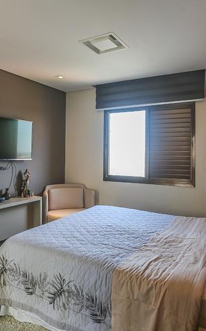 Apartamento à venda com 130m², 2 quartos e 3 vagas Apartamento à venda com 130m², 2 quartos e 3 vagasSuite 1