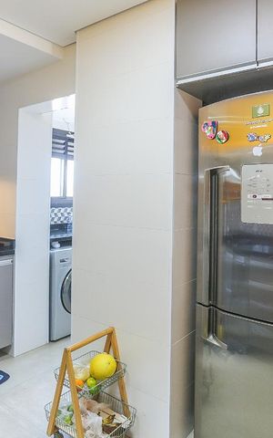 Apartamento à venda com 130m², 2 quartos e 3 vagas Apartamento à venda com 130m², 2 quartos e 3 vagasCozinha