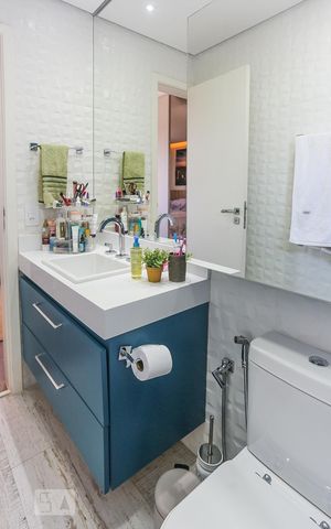 Apartamento à venda com 130m², 2 quartos e 3 vagas Apartamento à venda com 130m², 2 quartos e 3 vagasBanheiro Suite 1