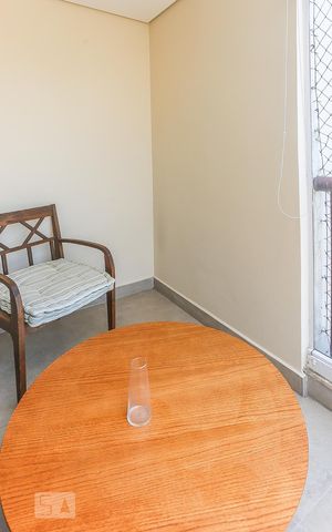 Apartamento à venda com 130m², 2 quartos e 3 vagas Apartamento à venda com 130m², 2 quartos e 3 vagasVaranda Suite 1