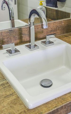 Apartamento à venda com 130m², 2 quartos e 3 vagas Apartamento à venda com 130m², 2 quartos e 3 vagasBanheiro Suite 2